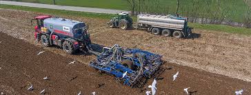 Dienstleistungen Agrar › Blunk: der Dienstleister für Agrar