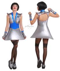 クリックすると新しいウィンドウで開きます ファッションコーデのアイデア 洋服 インスピレーション