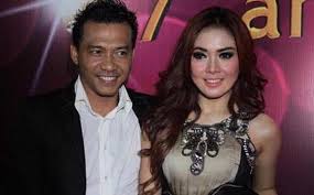 131 387 258 tempat/tanggal lahir. Biografi Syahrini Biodata Dan Profil Lengkap Penyanyi The Princess Biografiku Com