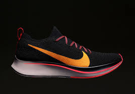 Nike Zoom Fly Vaporfly 4 Flyknit Photos Release Date Sneakernews Com Marathon Shoes Nike Shoes Women Best Running Shoes