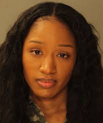 Monique Seals's Instagram, Twitter & Facebook