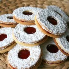 Bredeles Com Bredele A La Confiture Recette Recette Biscuit De Noel Biscuit De Noel Recette Gateau Noel