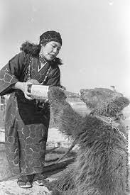 pin op ainu