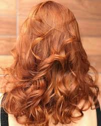 Mais la couleur blond cendre est vraiment difficile à porter car elle peut donnerun teint terne. Epingle Par Aiandra Sur Cabelo Idee Couleur Cheveux Beaux Cheveux Roux Cheveux Beaute