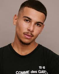 View our elite model ALEX MULVEY in New-faces Men