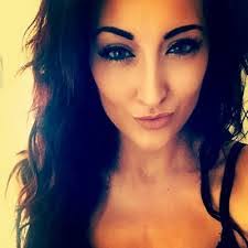 Kellie Talbot's Instagram, Twitter & Facebook