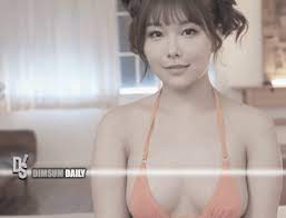 Hong Kong's first AV actress Erena So releases second adult video, faces  criticism for weight by some netizens - Dimsum Daily