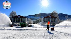 The nhl has confirmed boston's outdoor matchup with the philadelphia flyers, which will take place feb. Boston Bruins On Twitter Things Are Taking Shape Photos From The Lake Tahoe Rink Build Out Https T Co Jwrujwkyys Nhlbruins Nhloutdoors Https T Co Zdhljodzel