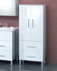 13 Erstaunlich Fotos Von Badezimmer Schrank Klein Weiss