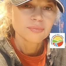 Cheryl Hensley's Instagram, Twitter & Facebook