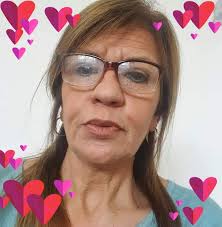 פתיחת שנה ססגונית ומרגשת בבית ספר הנרי רונסון . פתחנו את השנה בטקס חגיגי  לכלל תלמידי בית הספר בשירים, קטעי ריקוד וברכה מסורתית של מנהלת ביה״ס,הגב'  שרון אטלן, לכל שכבה, קבלת שכבה