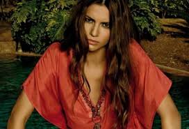 Η ηλιάνα παπαγεωργίου μίλησε για τις πλαστικές της οι τίτλοι δεν. Sta Fabori Gia Ton Titlo Ths Mis Yfhlios H Hliana Papagewrgioy Apo Thn Patra Hleia Oikonomia