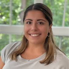 This past weekend I graduated Cum Laude with a Bachelor of Arts in  Criminolgy & Psychology from Stonehill College! The past four years have  been full of amazing memories, experiences, and of