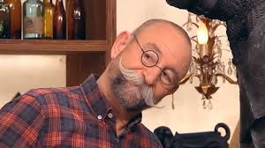 Bin der Einzige, der das darf": Horst Lichter enthüllt kuriose "Bares für  Rares"-Sonderregel - TV-Starts bei FILMSTARTS.de