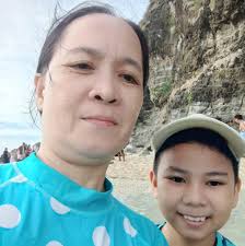 Isang dating OFW ang hindi napigilan ang sarili at sinunog mga school  credentials ng mga anak dahil sa ginawa ng mga anak pagkatapos silang  palakihin ang pag aralin🥹🥹🥹 📸 CTTO