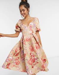 Scopri i migliori prodotti asos nella categoria vestiti da cerimonia a partire da 10€! Asos Design Vestito Midi Da Cerimonia Stile Party In Giardino Vintage Con Coppe E Stampa A Fiori Asos