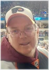 Scott Larocque's Instagram, Twitter & Facebook