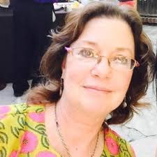 Here is a sneak peak of Camille's senior portraits!Jennifer Bagwell is,  without a doubt, the absolute best photographer of all-time!