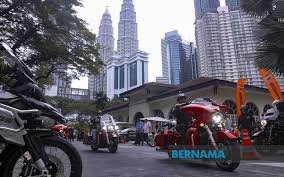 Kempen tahun melawat malaysia 2020 (tmm2020) kini di landasannya dalam mencapai sasaran 30 juta pelancong tahun. Bernama Big Bike In The City Bersempena Tahun Melawat Malaysia 2020