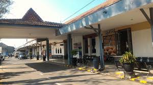 / kabupaten bojonegoro dikenal sebagai daerah dengan sistem birokrasi pemerintahan yang terbuka atau open government. Stasiun Bojonegoro Wikipedia Bahasa Indonesia Ensiklopedia Bebas