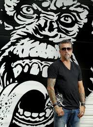 Gas monkey bar n' grill is an american restaurant and live music bar in dallas, texas started by entrepreneur richard rawlings, who is also the star of discovery channel reality television show fast n' loud. Gas Monkey Bar Files 6m Defamation Suit Against Founder And Tv Star Richard Rawlings