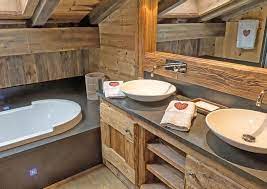 4059c318b8b56b8555927f91e799184f Jpg 640 453 Arredamento Chalet Idee Bagno Rustico Arredamento Di Montagna