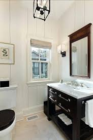 Learn More About Acadia Whites Hue Family Lrv Value And Chroma Here Http Campchroma Com Acadia Benjamin Moore Linen White Luxury Interior Design Interior