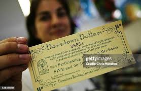 346 Foot Traffic Store Stock Photos, High-Res Pictures, and Images