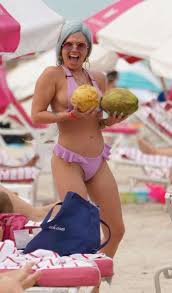 Channel West Coast Bikini – Telegraph