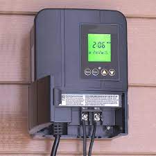 Patriot Lighting 200w Low Voltage Landscape Lighting Transformer At Menards
