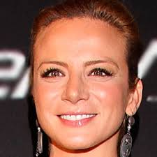 Silvia Navarro presentó sus 'Labios Rojos'