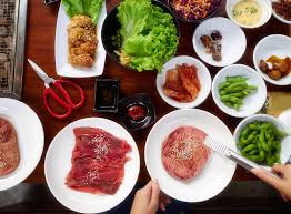 Makan malam enak nasi cumi pasar atom dan 5 tempat makan malam di surabaya yang terkenal enak saat merasa lapar di malam hari, tidak perlu khawatir karena ada banyak kuliner di surabaya yang bisa dicoba. Sadang Korean Bbq Surabaya Now All You Can Eat