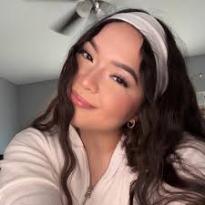 What studios or 1-bedroom apartments are available in the Cicero, Berwyn,  Lyons, La Grange, or Riverside area?