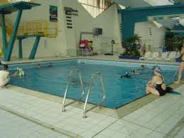 Piscine De Gentilly