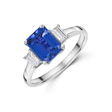18ct White Gold