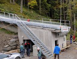 Seine neigung und seine länge sind an den einzelnen schanzen unterschiedlich. 2 7 Mio Euro Skisprung Schanze In Engelberg Modernisiert