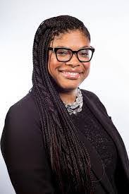 Alana Corry's Instagram, Twitter & Facebook