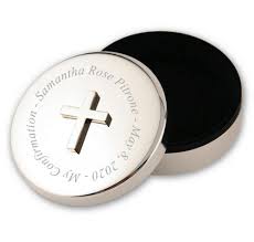 It comes from an excellent quality of metal and glass materials, which guarantee durability. Confirmation Keepsake Box