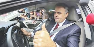 Resultado de imagem para aecio janta com temer