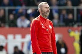 Tim walter soll für offensivfußball stehen. Coach Von Holstein Kiel Trainer Tim Walter Wird Zu Geruchten Uber Vfb Stuttgart Befragt Vfb Stuttgart Stuttgarter Nachrichten