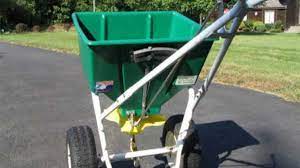 Check spelling or type a new query. Lesco Vs Earthway Spreader Gardenhugs Com