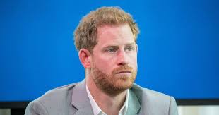 Odpotoval je nazaj v Ameriko: Razkrit razlog, zakaj princ Harry ni ostal  dolgo v Londonu