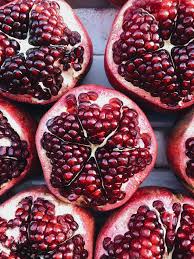 Le Rouge A Rungis Les Fruits Rouge Food Photography Fruits And Veggies Food Backgrounds