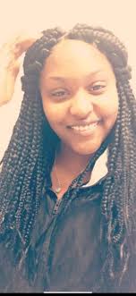 MUJER JOVEN MUERTA: Tetorsha Williams, de 27 años, murió a tiros en el  bloque 1400 de South St. Louis, barrio North Lawndale, West Side el 9 de  mayo de 2024. He visto /