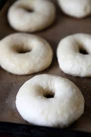 Comment Reussir De Delicieux Bagels Maison Rdv Aux Mignardises Chez Mouni Bagel Recette Recette Tuperware Recettes De Cuisine
