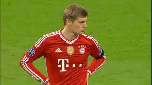 Toni kroos and sami khedira pressed fernandinho and luiz gustavo, while thomas müller and sami khedira and toni kroos broke down the right, and marcelo raced back to tackle, conceding a. Toni Kroos Vs Real Madrid 29 04 2014 Hd 1080i By Og2prod Youtube