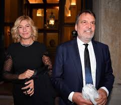 Il manifestante dal palco dei no green pass: Myrta Merlino Eta Altezza Peso Marito Figli Vita Privata Tuttivip