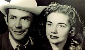 I have this picture of my mom and it killes me ion need a picture of my mom  i need a real thing💔👼" Guys😭😭😭😭