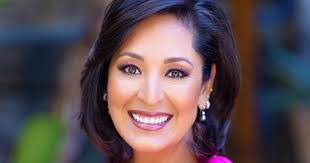 Lynette Romero's Instagram, Twitter & Facebook