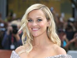 The actress recently reacted to phillippe's instagram post, in which she shares a rare image with boo. Reese Witherspoon S Daughter Ava Turned 17 And Basically Looks Exactly Like Her Mom Self